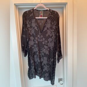 Johnny Was black tunic size XL